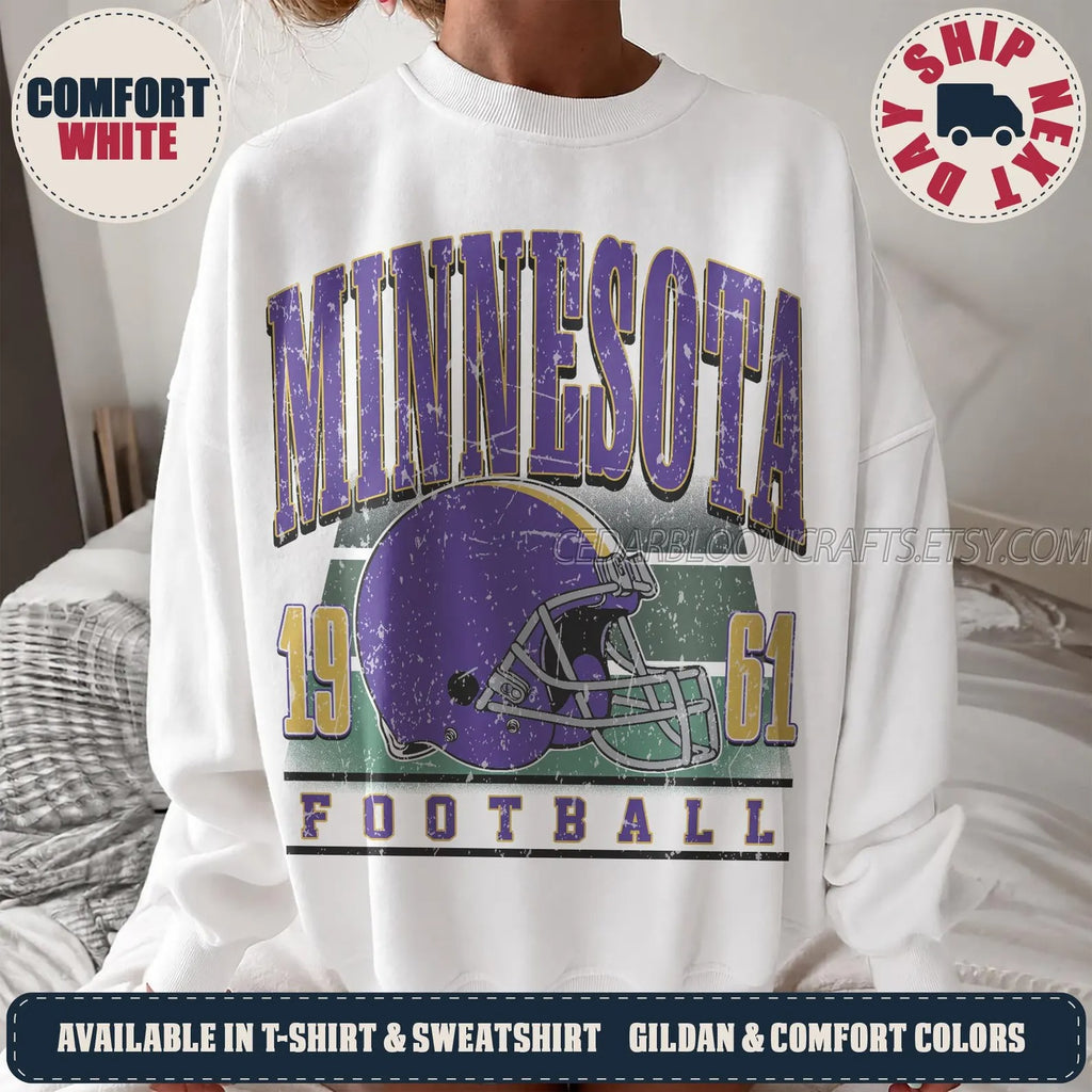 Minnesota Football Vintage Sweatshirt, 90s Retro Graphic Tee, Game Day Oversized T-Shirt